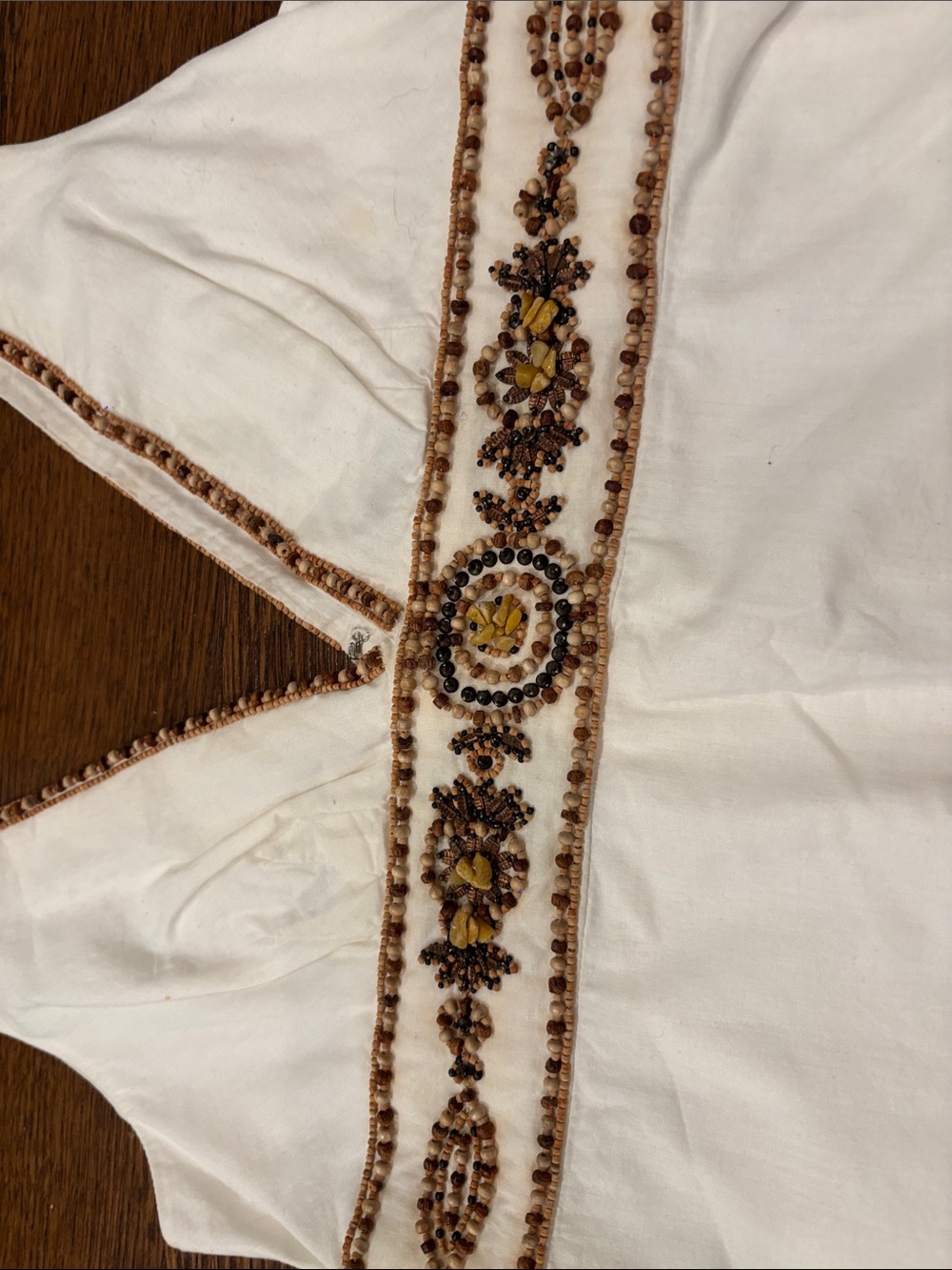 J.Crew Women’s Embellished V-Neck Cream Tank Top Size 0 - Picture 2 of 5